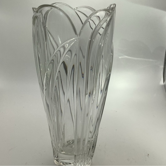 Large 10” Fluted Crystal Vase - Picture 6 of 14